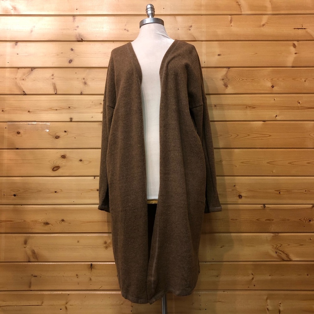 EXTREMELY SOFT BROWN CARDIGAN